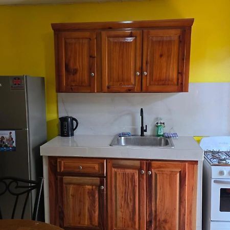 Wizzy Apartment White River 奥乔里奥斯 外观 照片