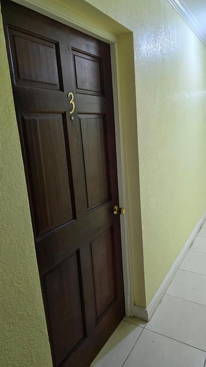 Wizzy Apartment White River 奥乔里奥斯 客房 照片
