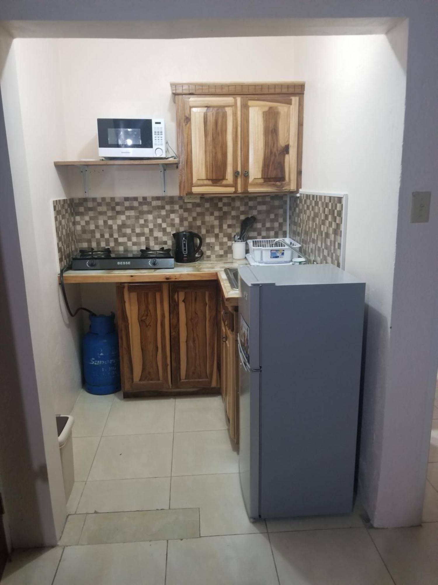 Wizzy Apartment White River 奥乔里奥斯 外观 照片